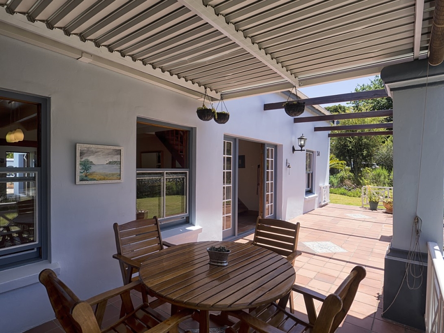 6 Bedroom Property for Sale in Belvidere Estate Western Cape